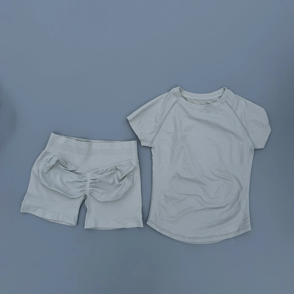 Conjunto deportivo de dos piezas para mujer